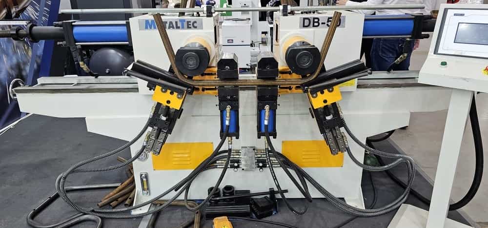 Двухголовочный трубогибочный станок MetalTec DВ 50