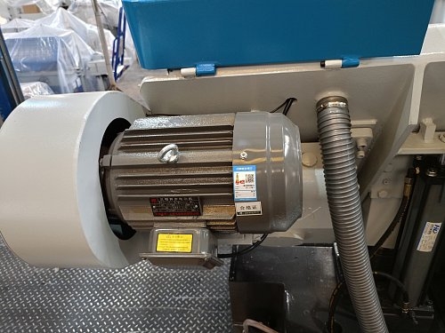 Ленточнопильный станок MetalTec MBS 330/50 CH (угол 90°)
