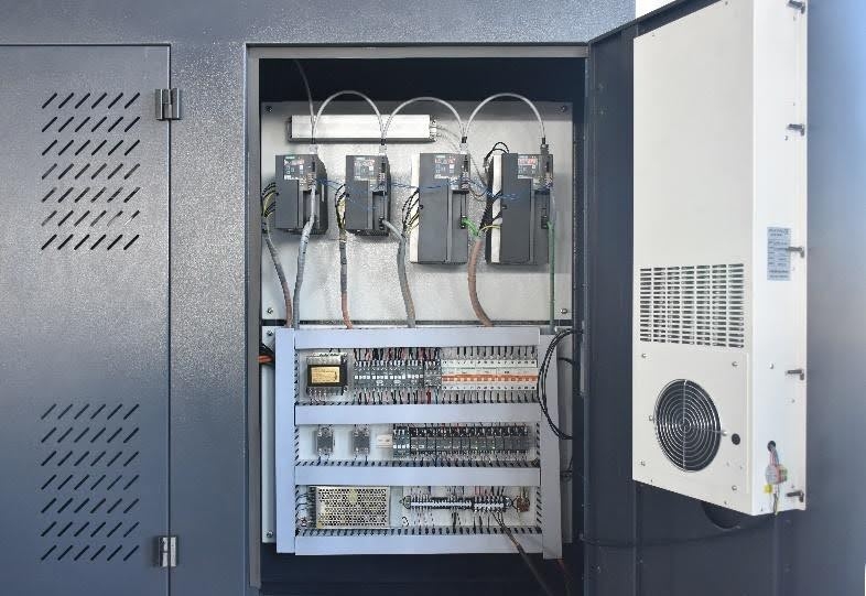 Токарный станок чпу с наклонной станиной MetalTec ТС 50MY + ось Y