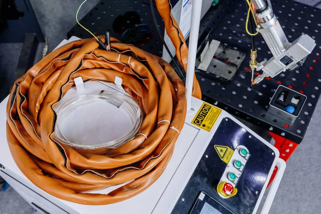 Оптоволоконная лазерная сварочная установка MetalTec WL 3000