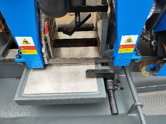 Ленточнопильный станок MetalTec BS 400 CH (угол 90°)