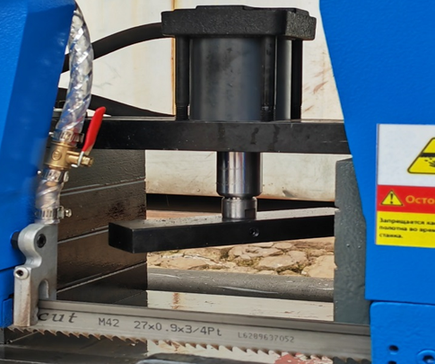 Автоматический колонный ленточнопильный станок MetalTec MBS 530 CА