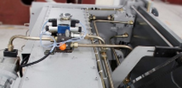 Листогибочный гидравлический пресс MetalTec HBM 63/2500 (Е22, инвертор заднего упора)