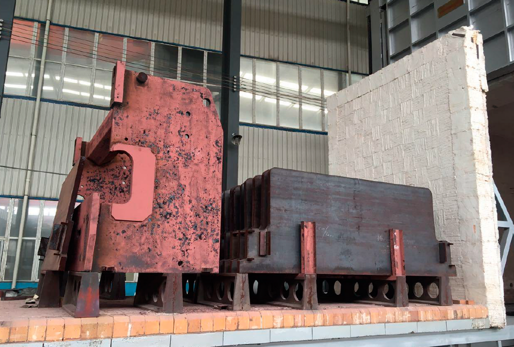 Листогибочный гидравлический пресс с ЧПУ MetalTec HBC 1600/6000