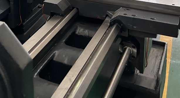 Токарный станок c ЧПУ с прямой станиной MetalTec NEXT 36x750