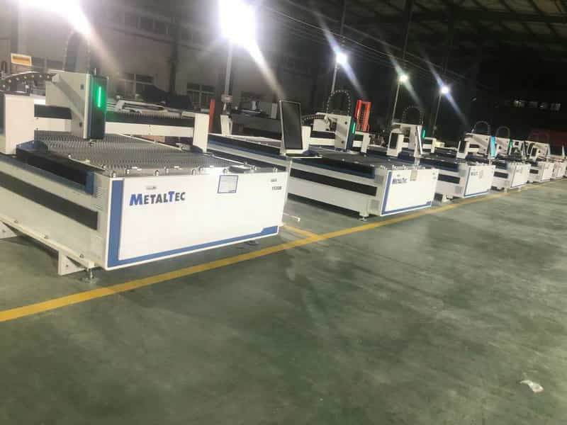 Лазерный станок для резки металла MetalTec 1530B (1000W)